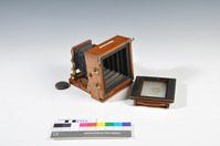 Archived Images\S_numbers\S1-S500\S223.04.jpg; S223.1; Lancaster 1890 Instantograph folding camera; camera, folding